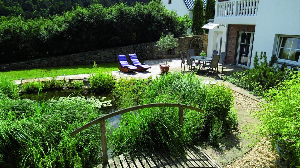 Wellness Apartments Sophienhoehe Am Teich Mechernich Bilik gambar