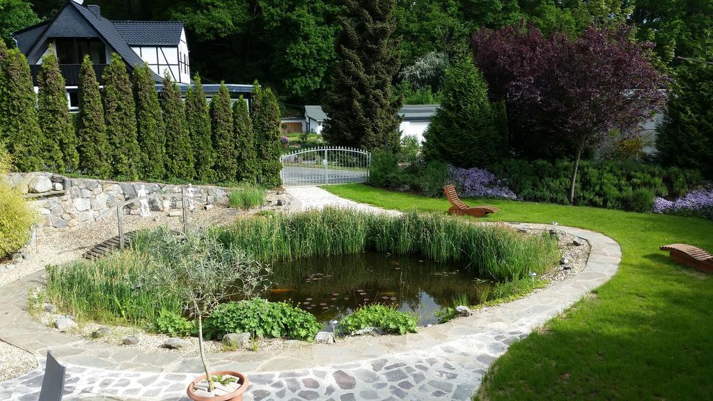 Wellness Apartments Sophienhoehe Am Teich Mechernich Bilik gambar